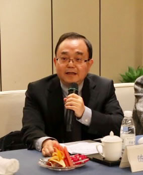 湖北省僑聯(lián)副主席、商會(huì)名譽(yù)會(huì)長(zhǎng)、新特光電董事長(zhǎng)陳義紅