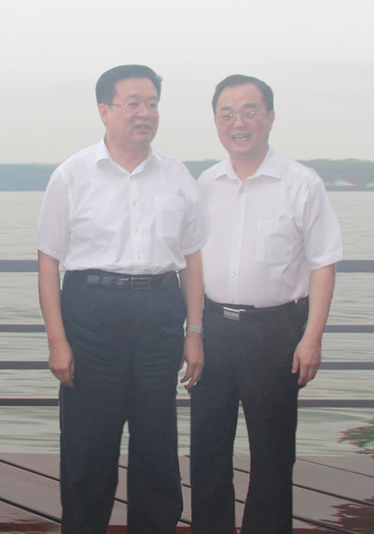 時(shí)任湖北省省長(zhǎng)王國(guó)生