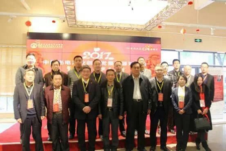 陳義紅董事長出席2017中國光電產業(yè)創(chuàng)新發(fā)展資源對接會暨光電協會新春年會